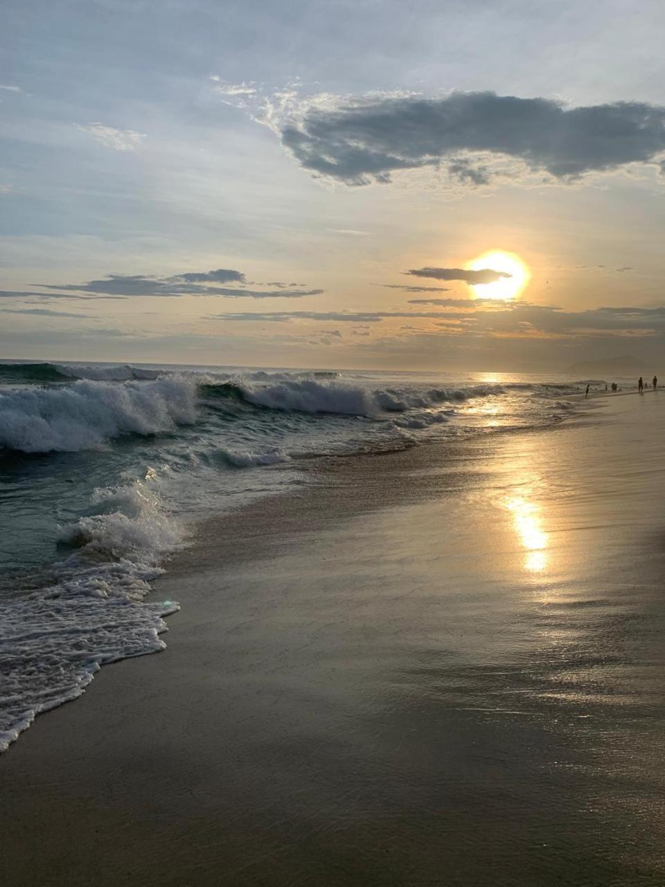 Appartement Lindo Apto No Lugar Da Barra Da Tijuca! Com Uma Vista De Tirar O Folego, Frente O Mar! Totalmente Equipado E Decorado Ao Lado Dos Melhores E Quiosques Da Barra! Portaria 24h, Piscina, Sauna, Jacuzzi, Academia, Garagem, Wi-fi, Lavan Rio de Janeiro